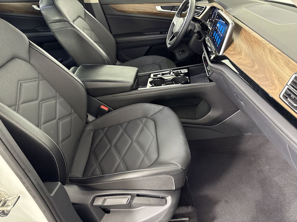 used 2024 Volkswagen Atlas car