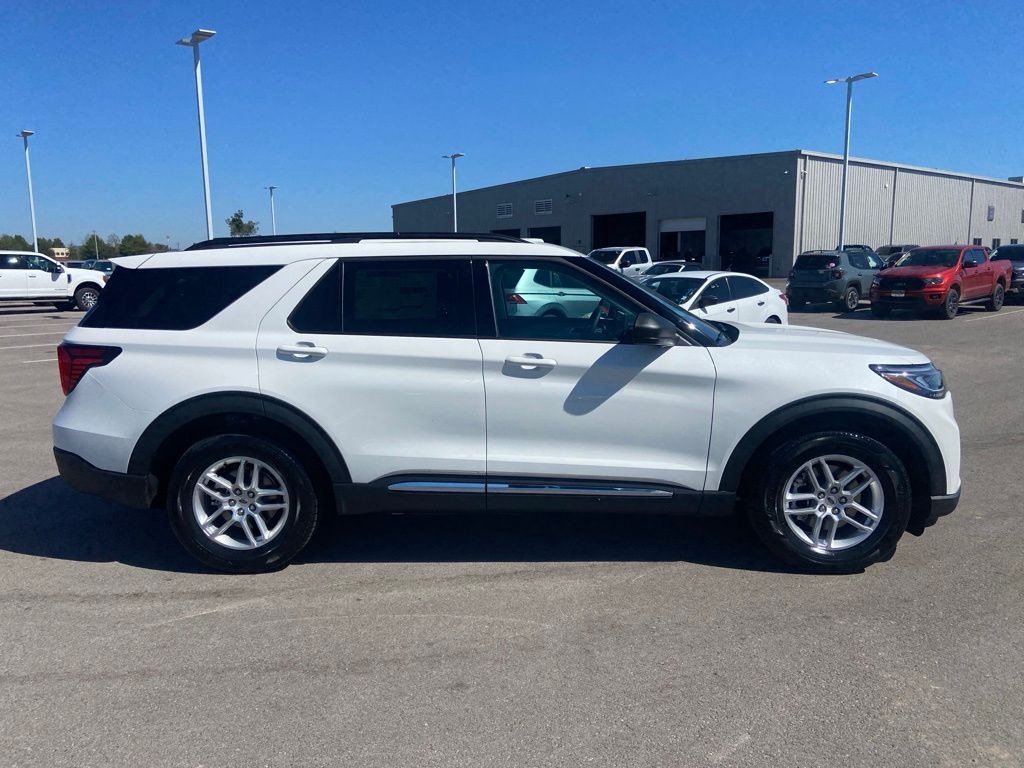 new 2025 Ford Explorer car, priced at $42,286