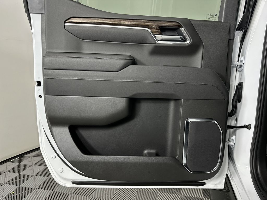 new 2025 GMC Sierra 1500 car, priced at $61,729