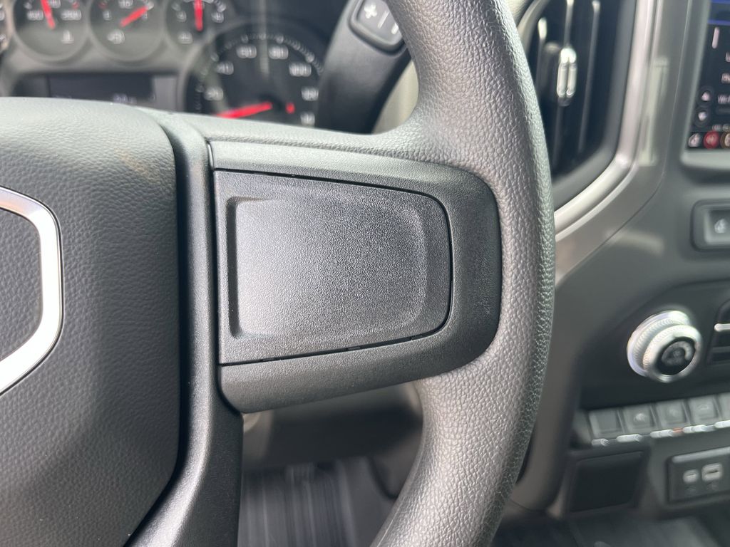 new 2025 GMC Sierra 1500 car, priced at $44,475