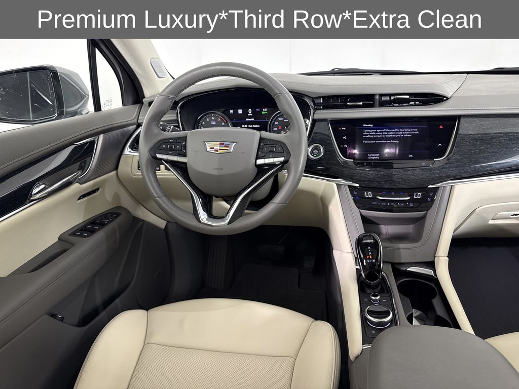 used 2022 Cadillac XT6 car, priced at $34,997