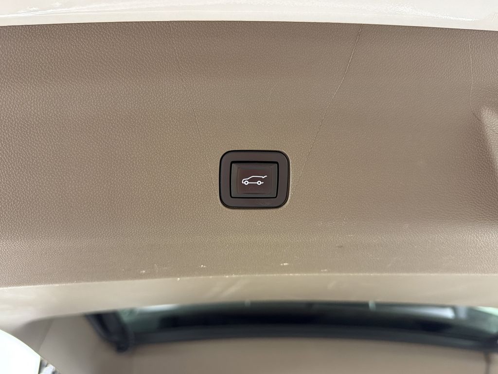 used 2022 GMC Yukon car, priced at $58,999