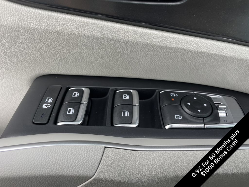 new 2025 Kia Sorento car, priced at $30,779