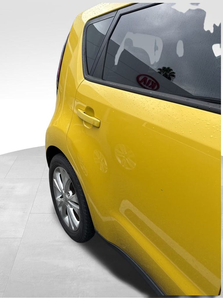 used 2015 Kia Soul car, priced at $6,491