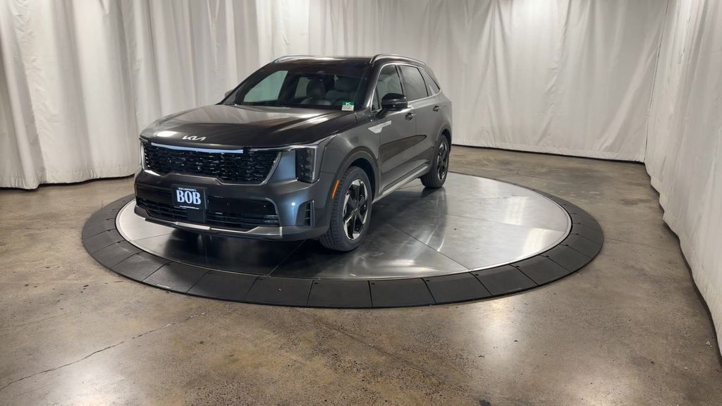 new 2025 Kia Sorento Hybrid car, priced at $47,682