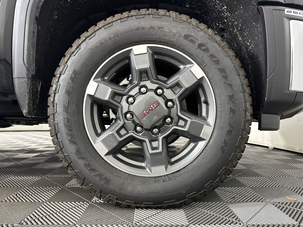 new 2025 GMC Sierra 2500HD car, priced at $79,765
