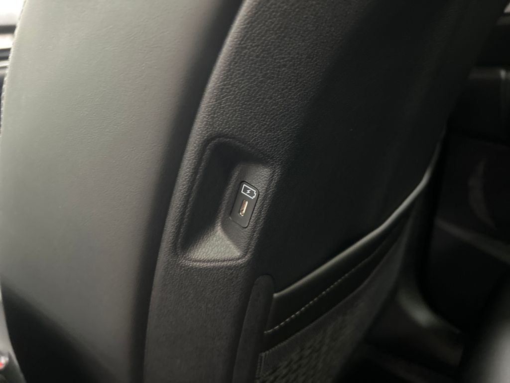new 2025 Kia Sorento car, priced at $41,453