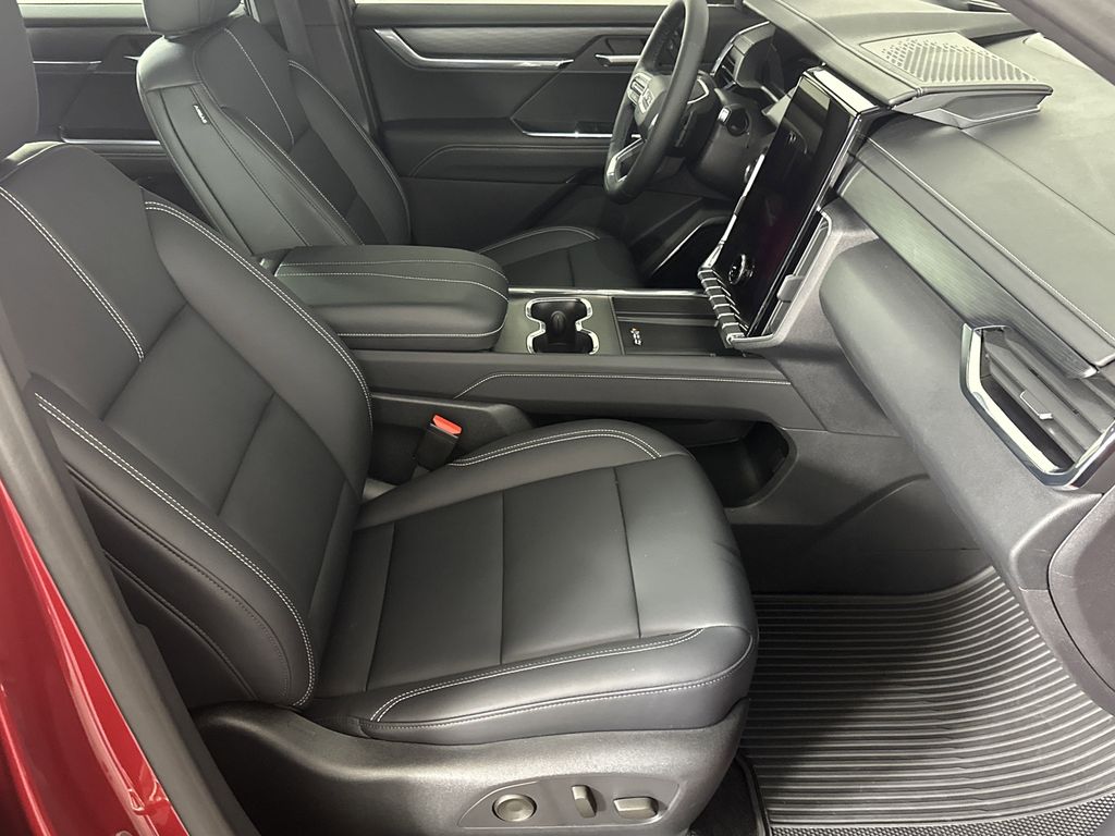 used 2024 GMC Acadia car, priced at $43,297