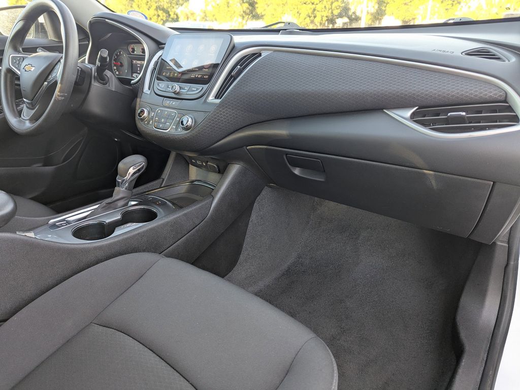 used 2024 Chevrolet Malibu car, priced at $17,991