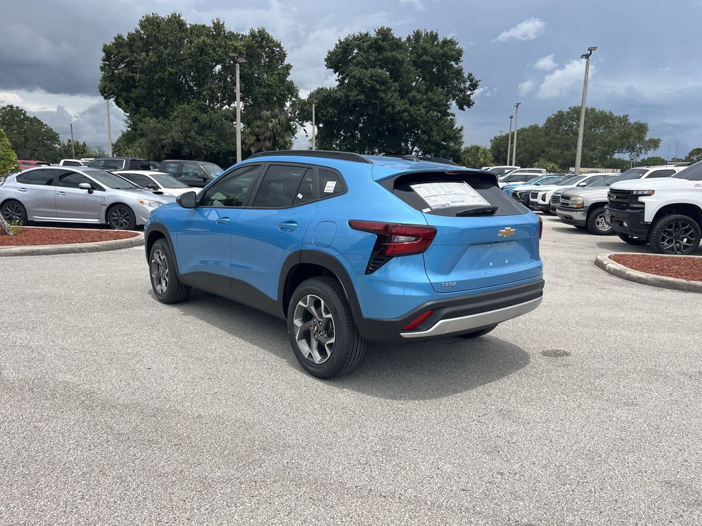 new 2025 Chevrolet Trax car, priced at $23,967