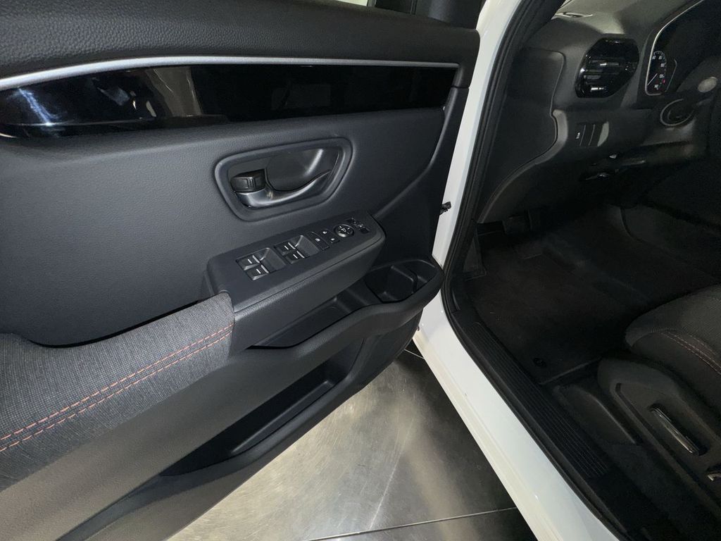 new 2025 Honda Pilot car, priced at $44,205