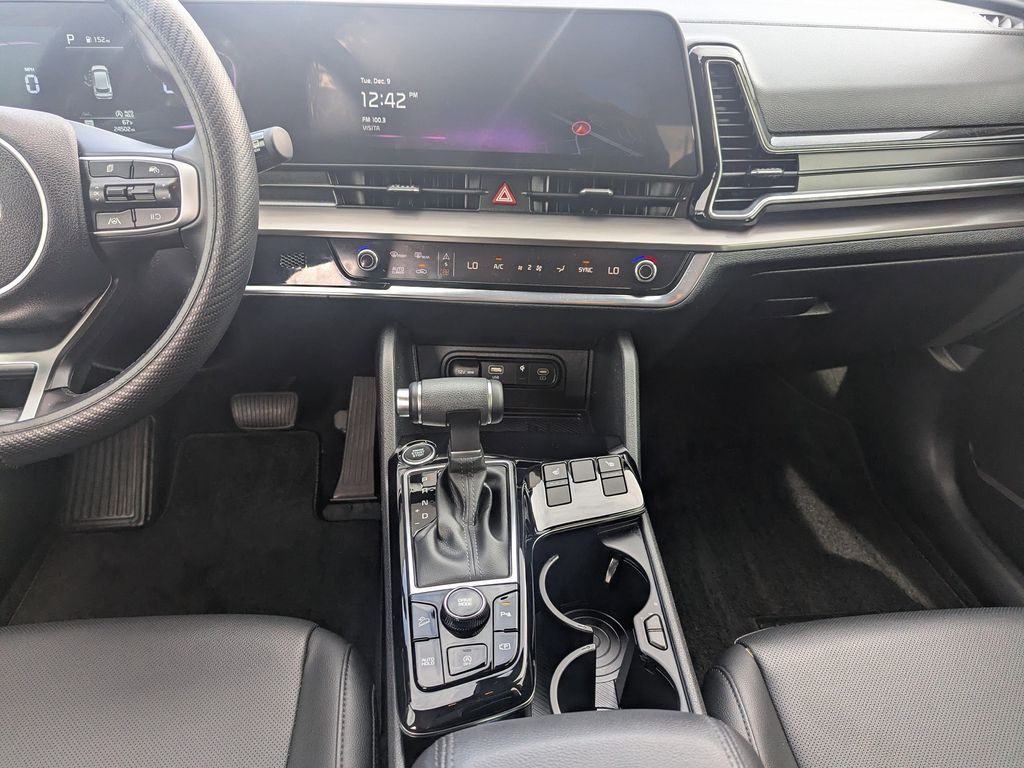 used 2025 Kia Sportage car, priced at $24,792