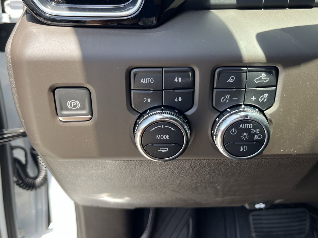 new 2025 GMC Sierra 2500HD car, priced at $88,555