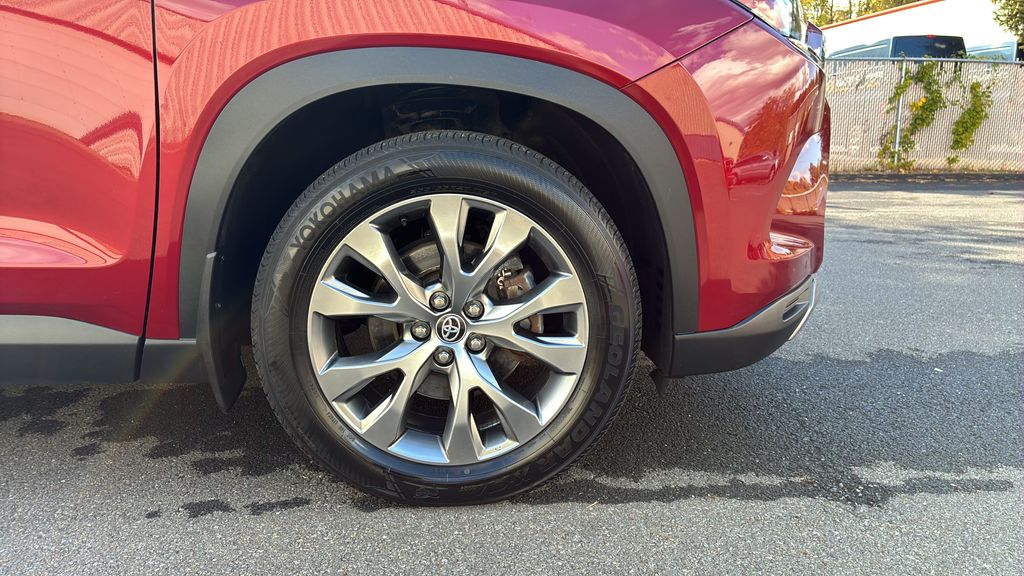 used 2024 Toyota Grand Highlander car, priced at $44,600