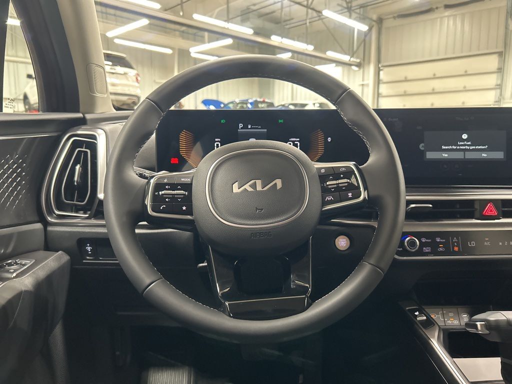 new 2025 Kia Sorento car, priced at $36,616