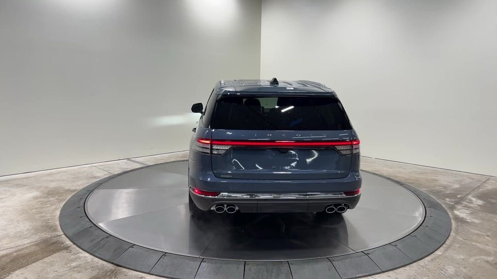 new 2025 Lincoln Aviator car, priced at $81,650