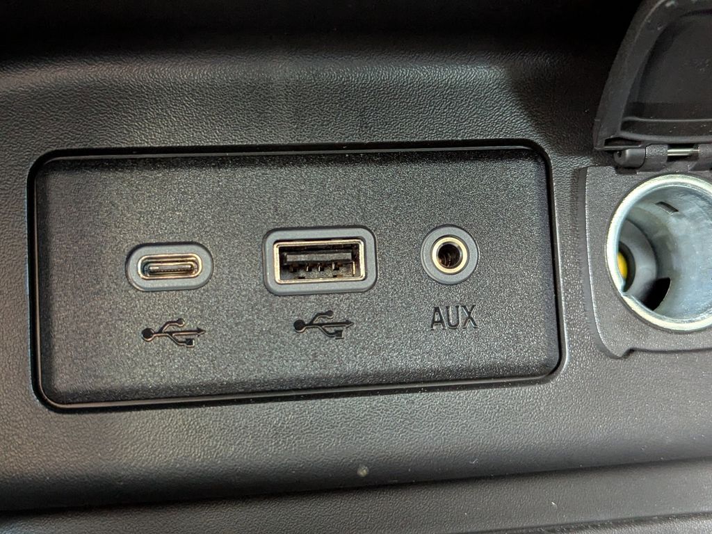 used 2023 Chevrolet Equinox car, priced at $20,991