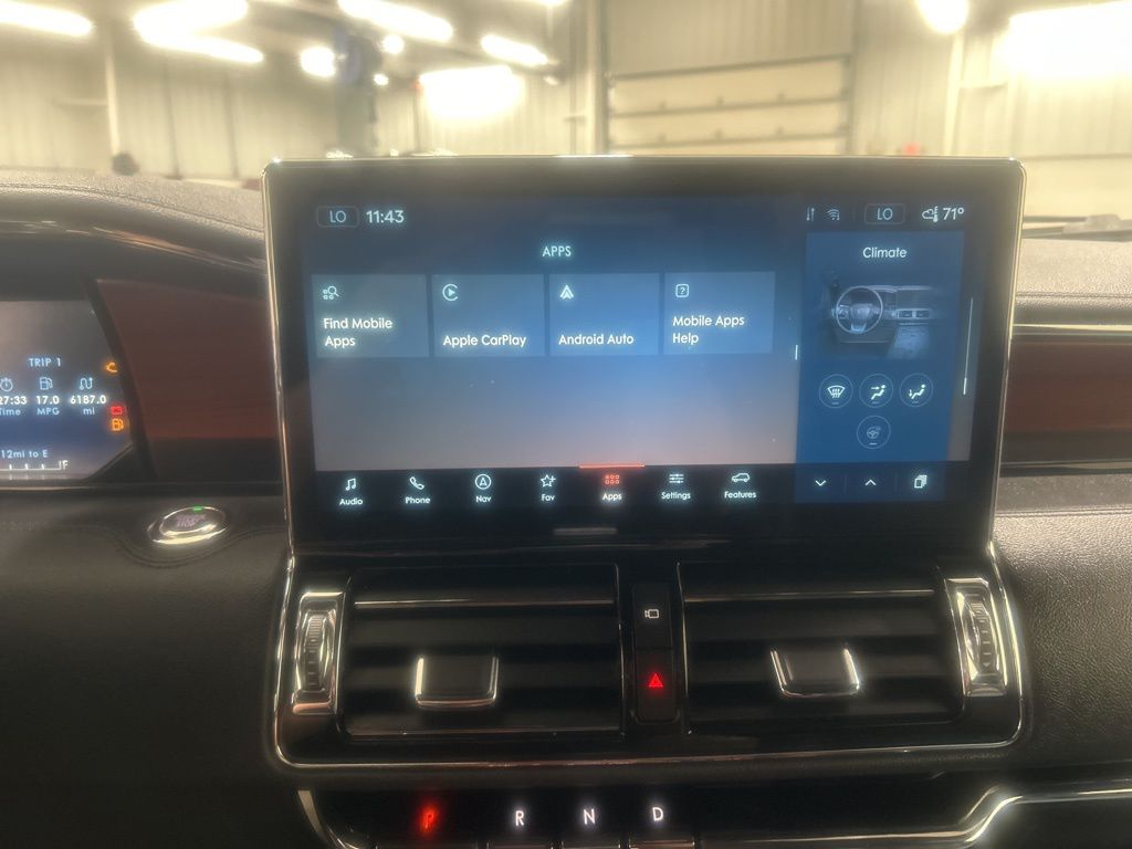 used 2022 Lincoln Navigator car, priced at $58,127