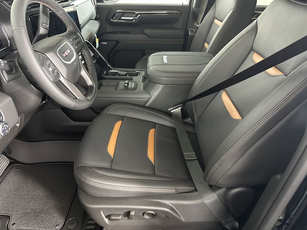 new 2025 GMC Sierra 2500HD car, priced at $87,134