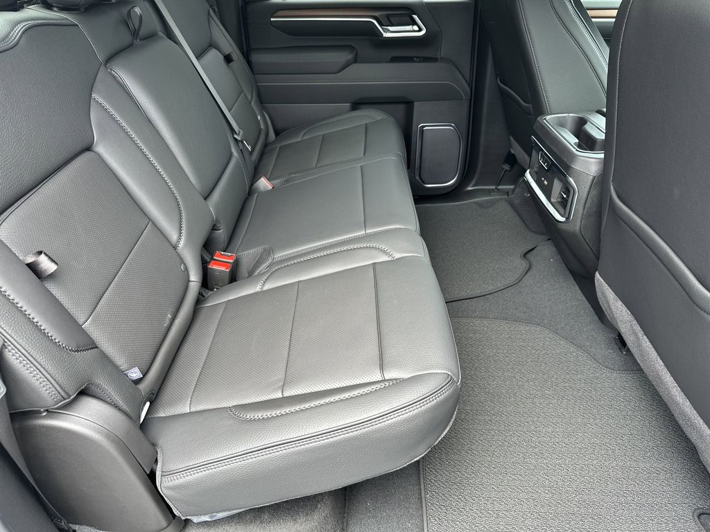 new 2025 GMC Sierra 2500HD car, priced at $85,539