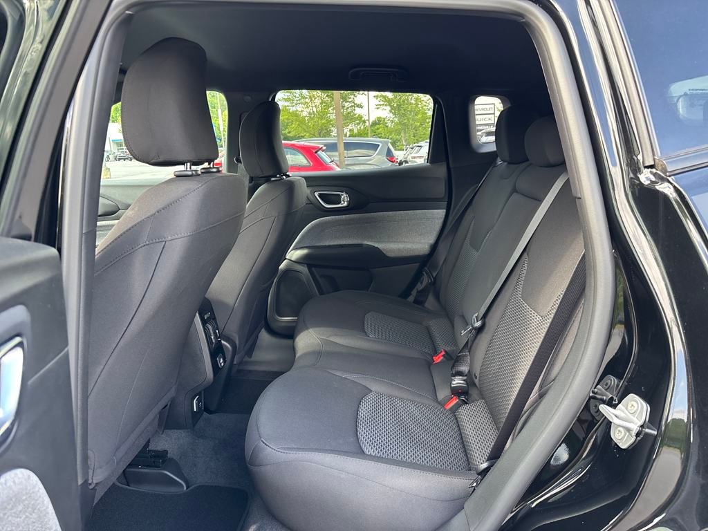 new 2025 Jeep Compass car, priced at $26,990