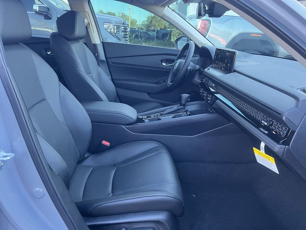 new 2025 Honda Accord Hybrid car, priced at $34,123