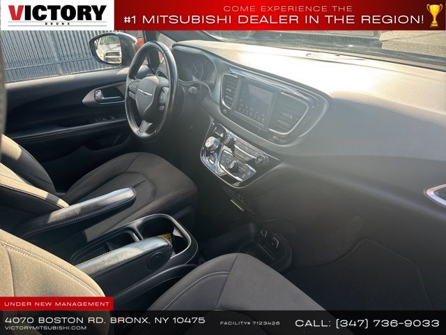 used 2020 Chrysler Pacifica car, priced at $15,691