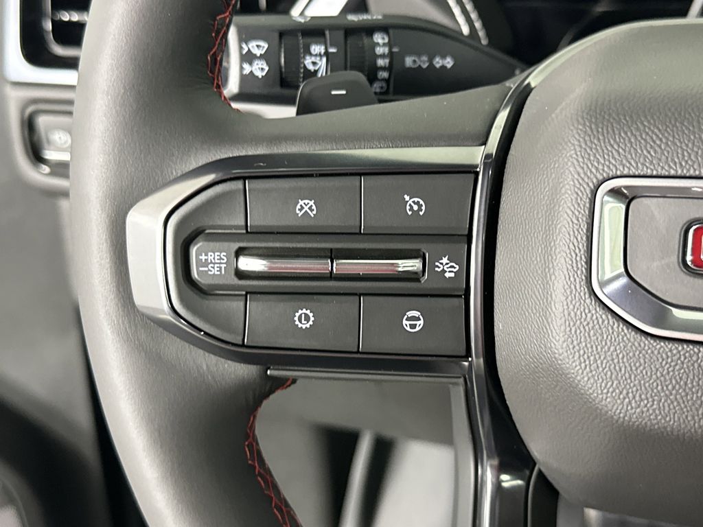new 2025 GMC Yukon XL car, priced at $104,514