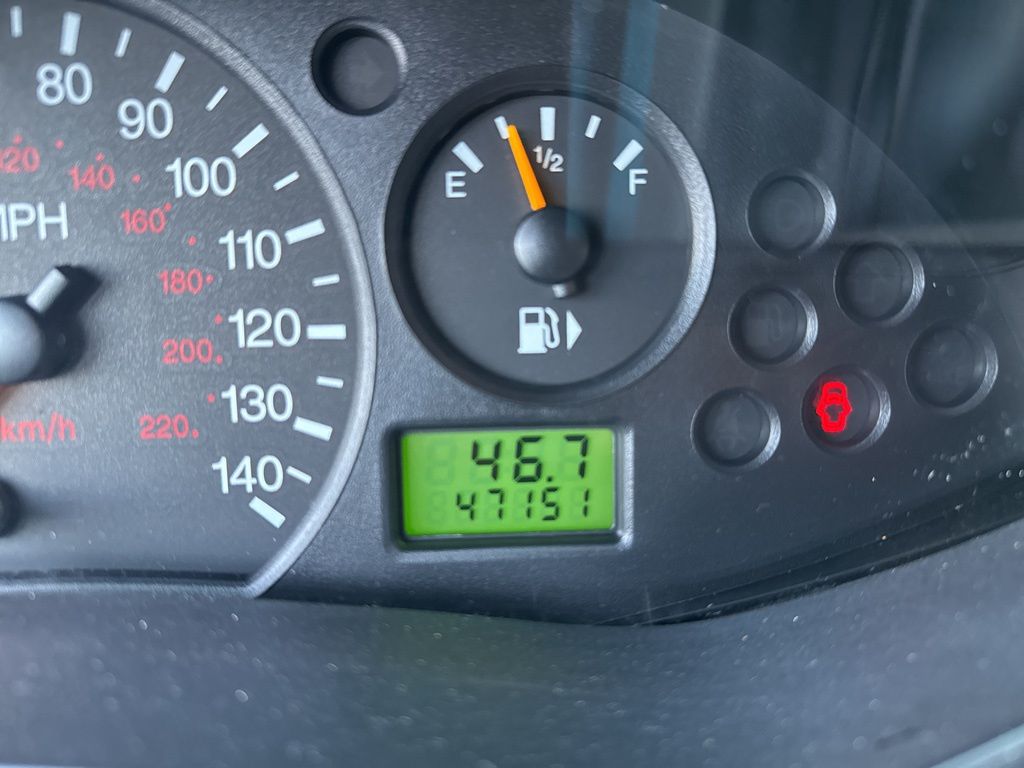 used 2003 Ford Focus car, priced at $5,900