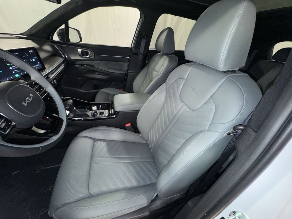 new 2025 Kia Sorento car, priced at $46,522