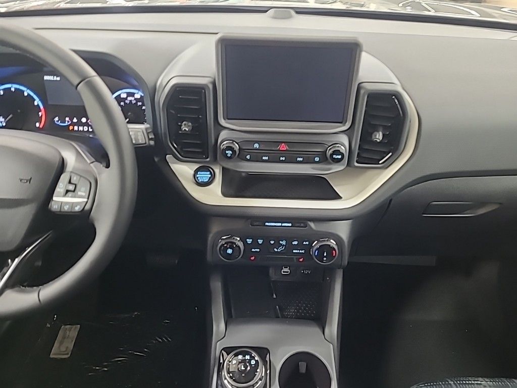 new 2024 Ford Bronco Sport car, priced at $33,440