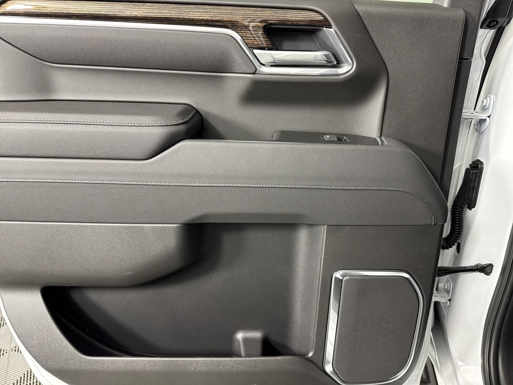 new 2025 GMC Sierra 1500 car, priced at $61,430
