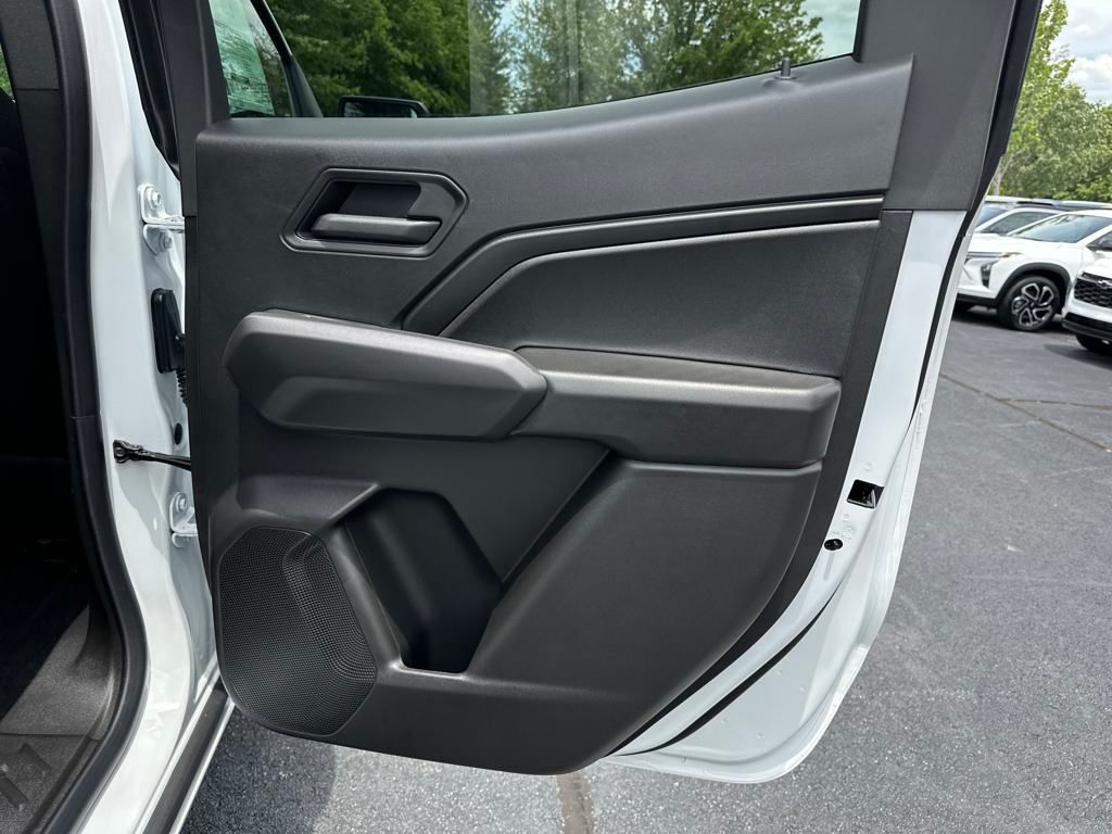 new 2025 Chevrolet Colorado car, priced at $43,070