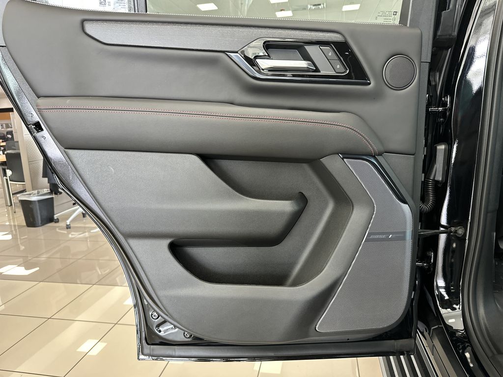 new 2025 GMC Yukon car, priced at $100,589