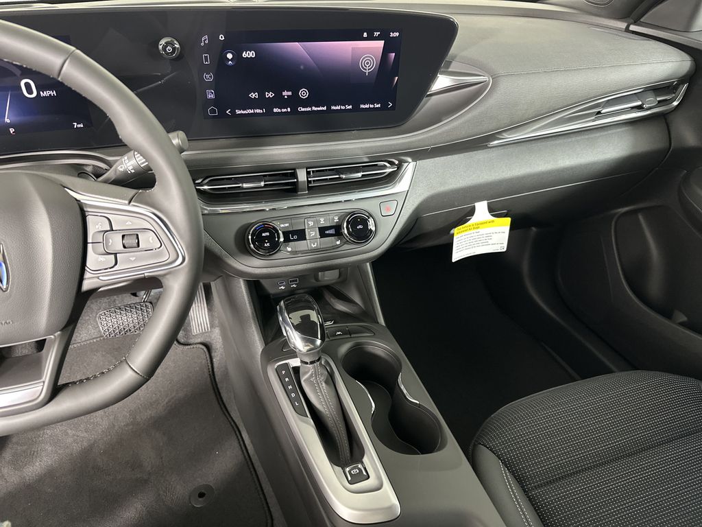 new 2025 Buick Envista car, priced at $27,375