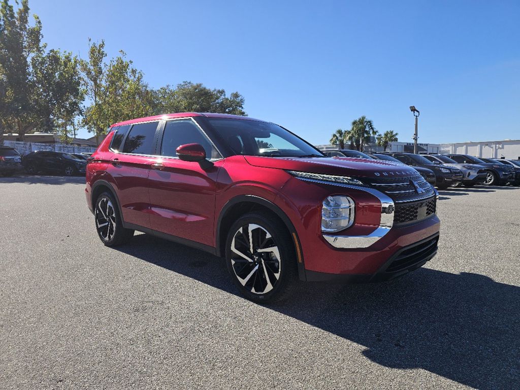 used 2022 Mitsubishi Outlander car, priced at $23,998