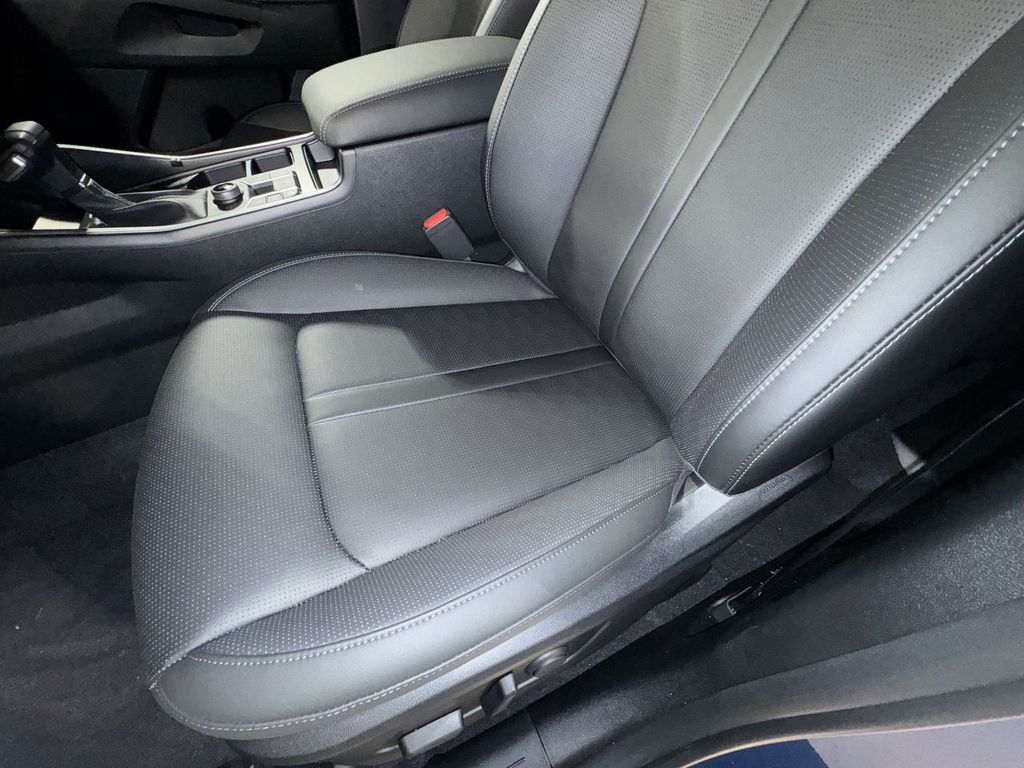 new 2025 Kia Sorento car, priced at $42,312