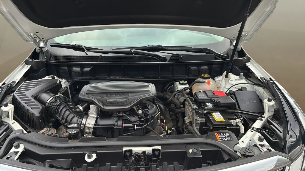 used 2019 Cadillac XT5 car, priced at $24,200