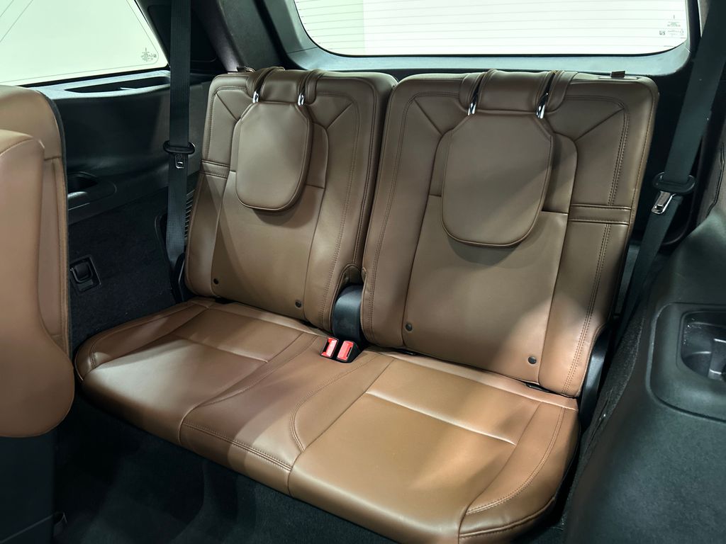 used 2023 Lincoln Aviator car, priced at $53,857