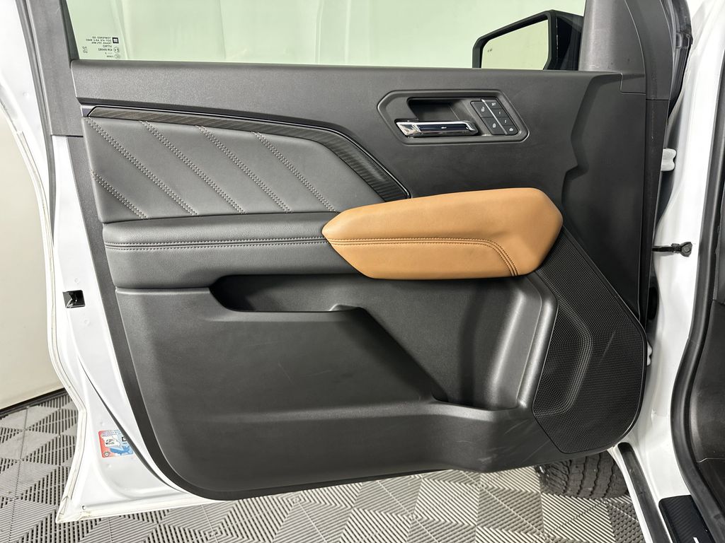 used 2023 GMC Canyon car, priced at $40,963