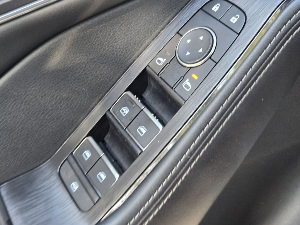 used 2021 Nissan Rogue car, priced at $24,642