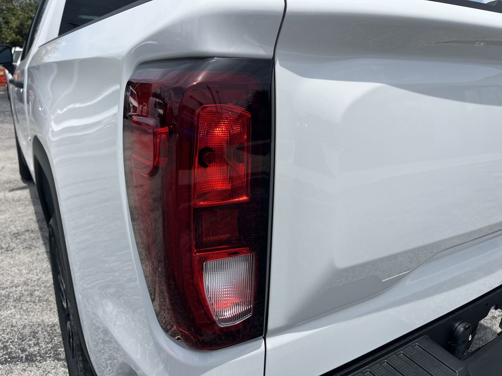 new 2025 GMC Sierra 1500 car, priced at $44,475