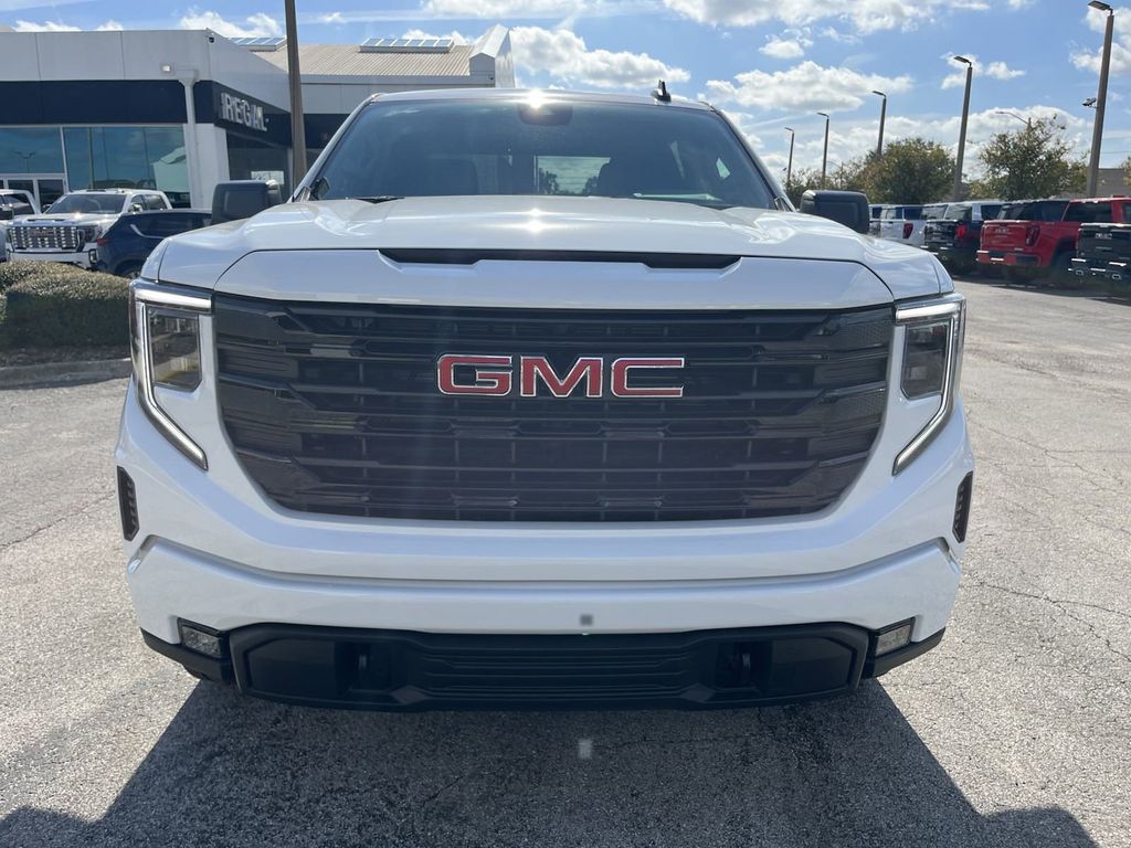 new 2025 GMC Sierra 1500 car, priced at $59,385