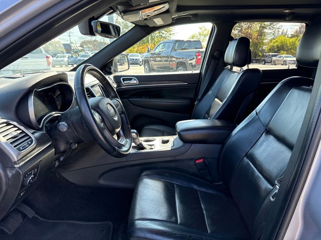 used 2018 Jeep Grand Cherokee car, priced at $20,215
