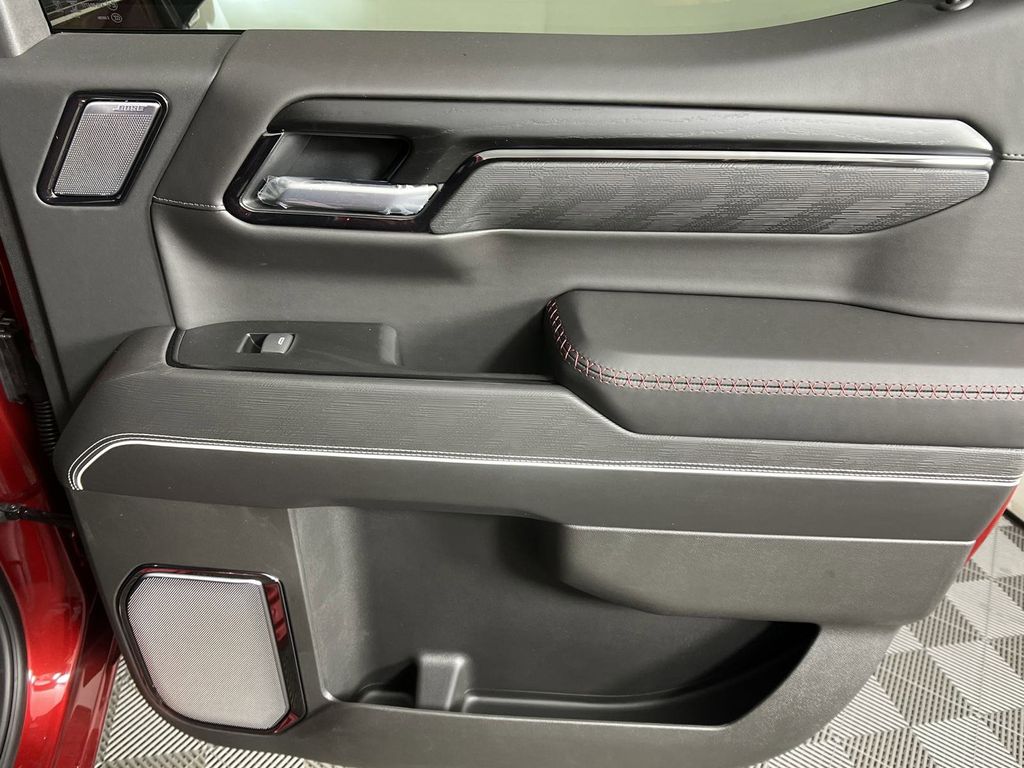 new 2025 GMC Sierra 1500 car, priced at $78,984