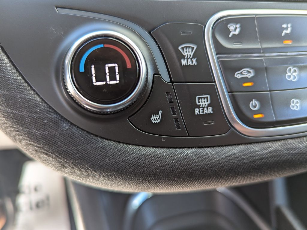 used 2024 Chevrolet Malibu car, priced at $17,994