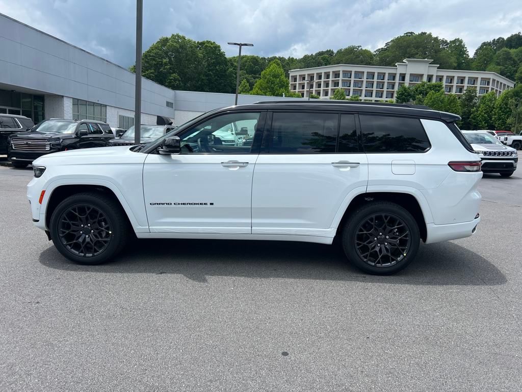 new 2025 Jeep Grand Cherokee L car, priced at $67,326