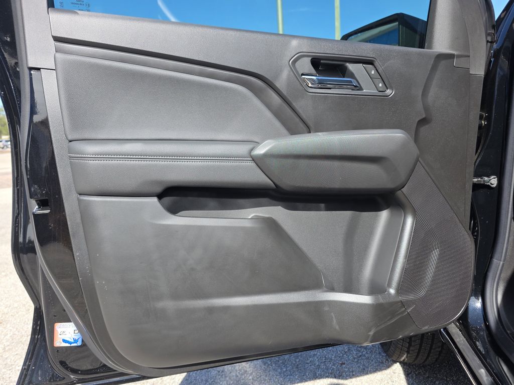 new 2026 Chevrolet Colorado car, priced at $34,900