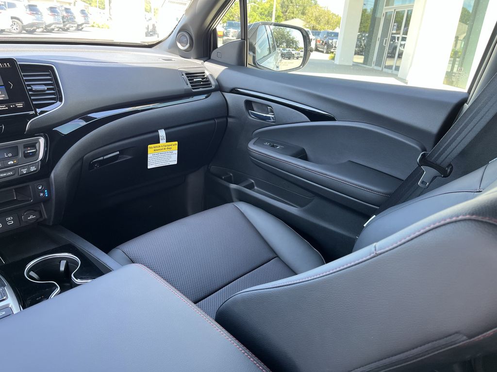 new 2025 Honda Ridgeline car, priced at $44,689