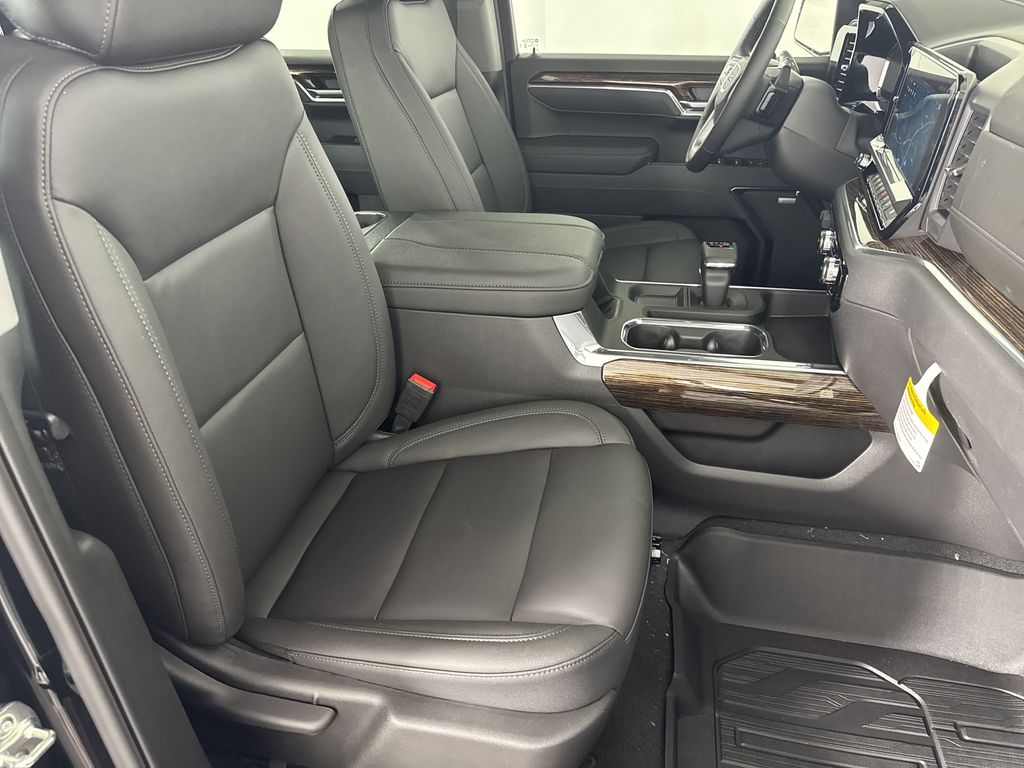 new 2025 GMC Sierra 1500 car, priced at $60,424